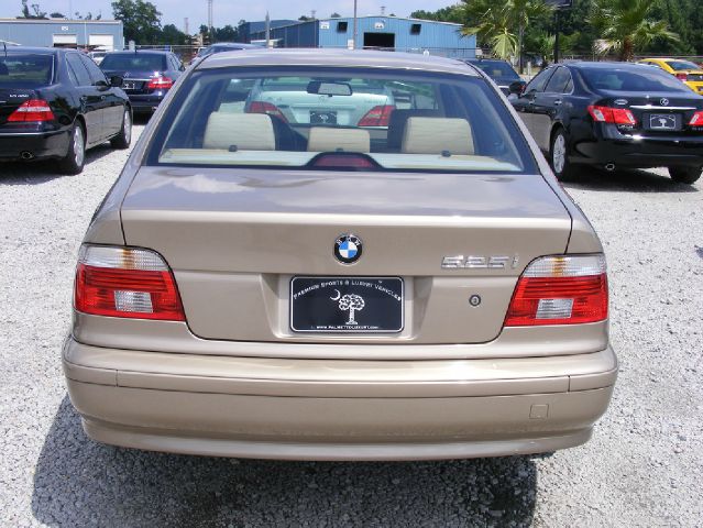 BMW 5 series 2001 photo 0