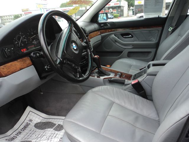 BMW 5 series 2001 photo 4