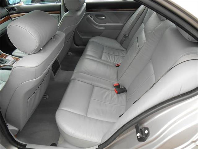 BMW 5 series 2001 photo 1