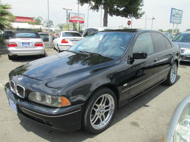 BMW 5 series 2001 photo 2