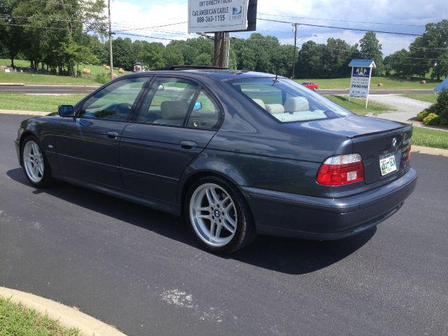 BMW 5 series 2001 photo 1