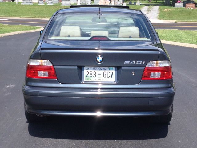 BMW 5 series 2001 photo 2