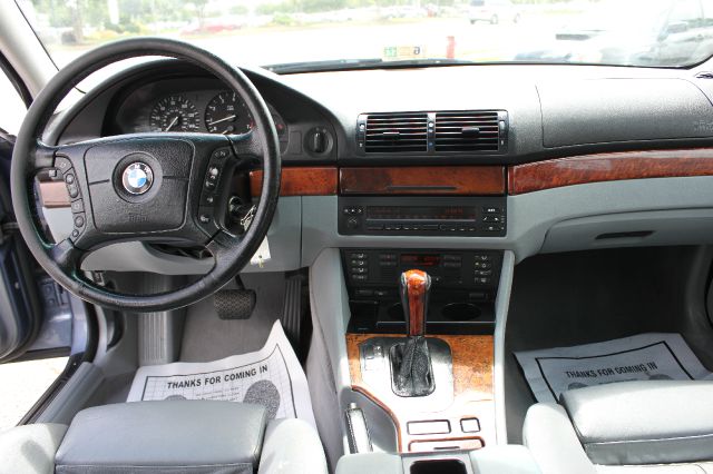 BMW 5 series 2001 photo 18