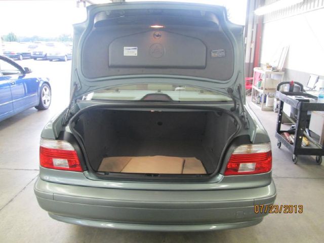 BMW 5 series 2001 photo 1