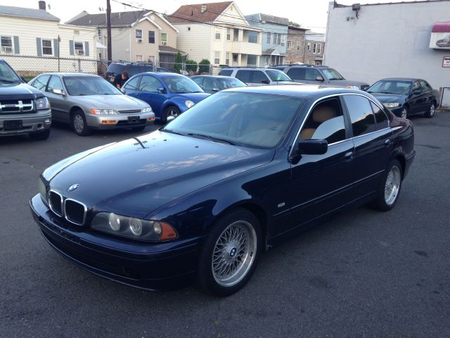 BMW 5 series 2001 photo 1