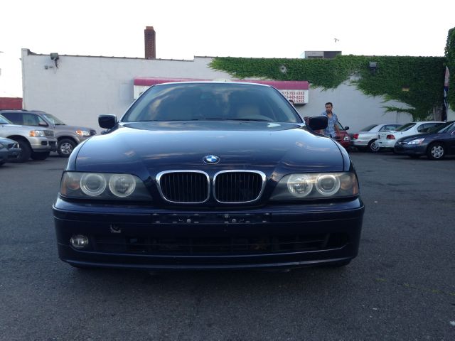 BMW 5 series 2001 photo 2