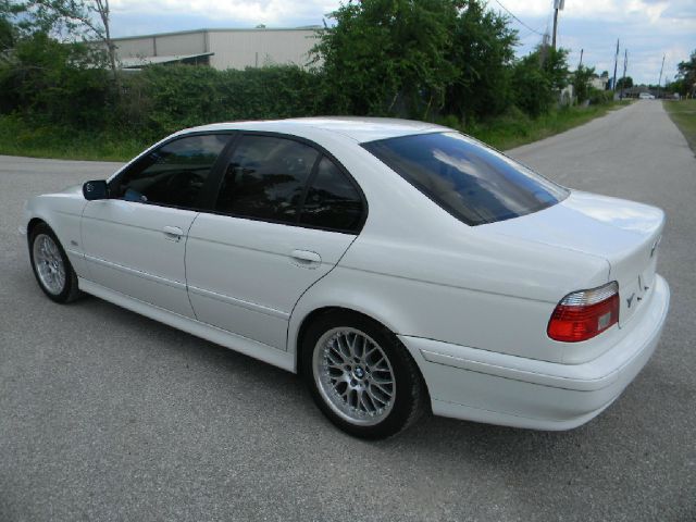 BMW 5 series 2001 photo 1