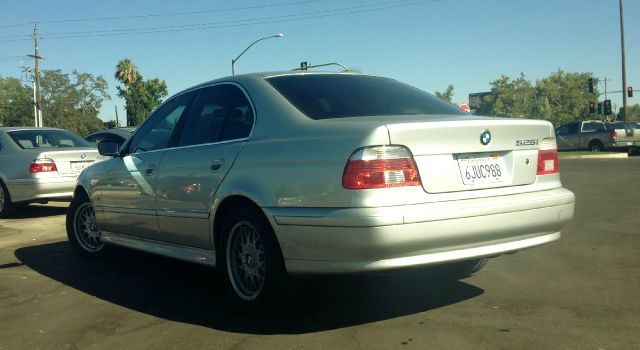 BMW 5 series 2001 photo 1