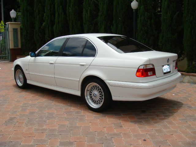 BMW 5 series I6 Turbo Sedan