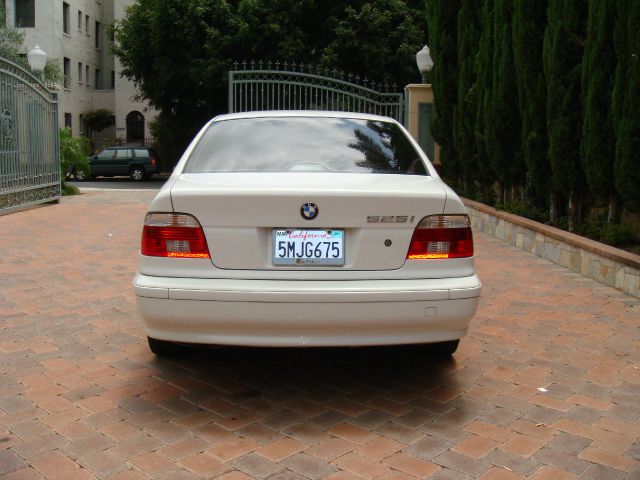 BMW 5 series 2002 photo 3