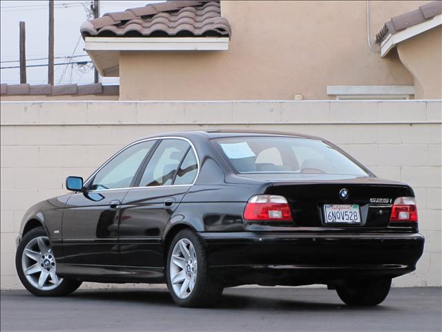 BMW 5 series 2002 photo 2