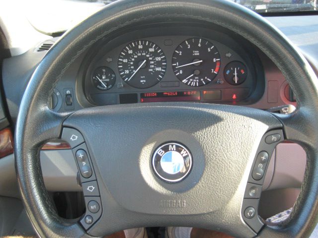 BMW 5 series 2002 photo 9