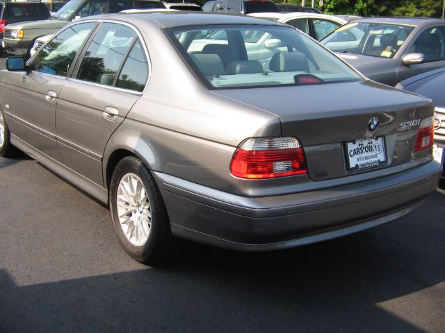 BMW 5 series 2002 photo 1