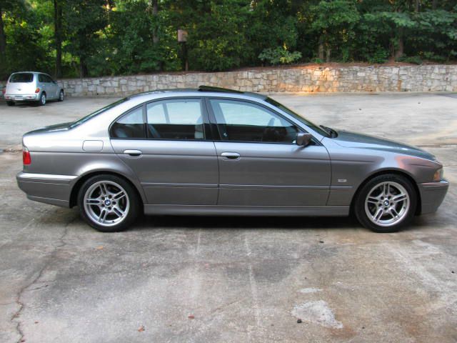 BMW 5 series 2002 photo 1