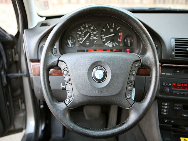 BMW 5 series 2002 photo 16