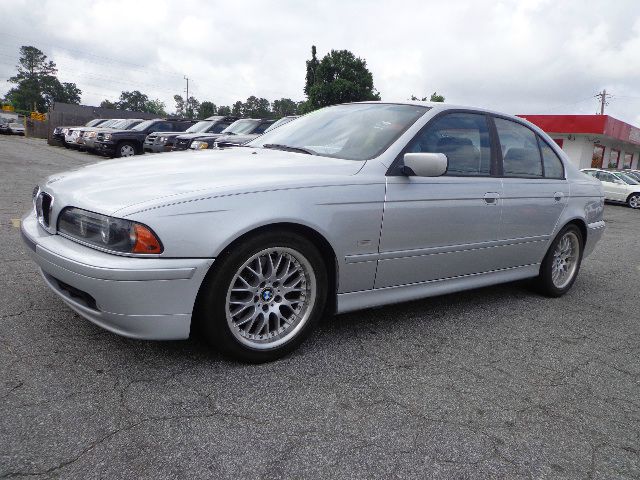 BMW 5 series 2002 photo 1