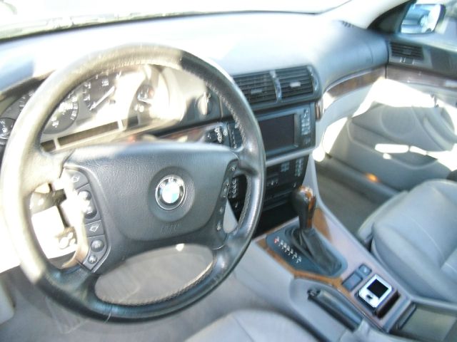 BMW 5 series 2002 photo 3