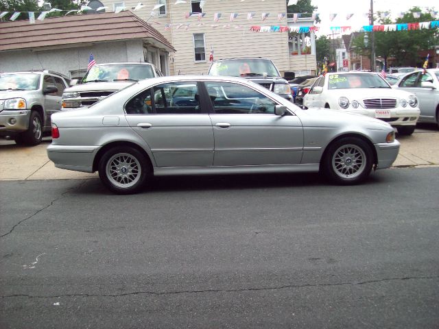 BMW 5 series 2002 photo 2