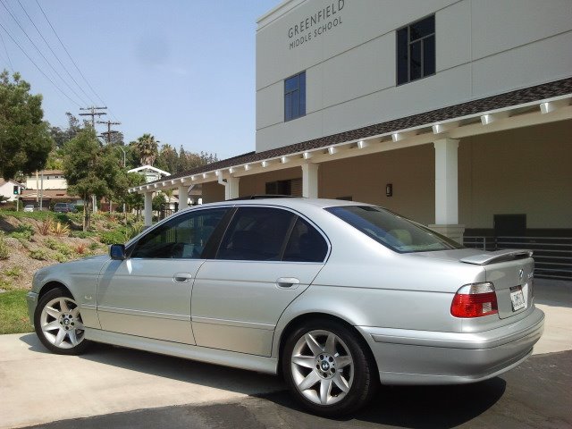 BMW 5 series 2002 photo 2