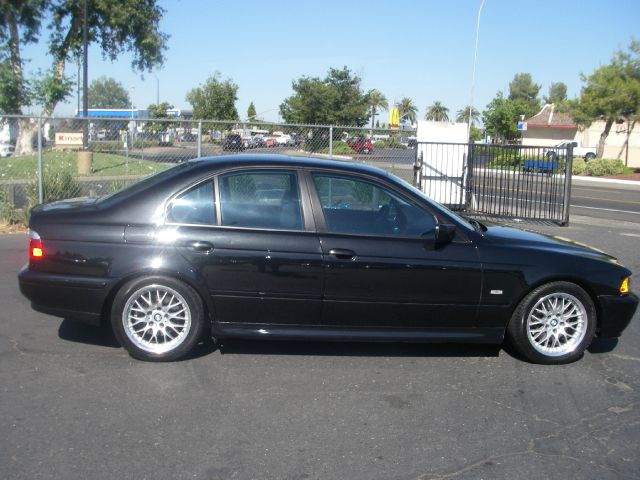 BMW 5 series 2002 photo 1