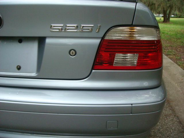 BMW 5 series 2002 photo 1