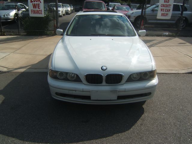 BMW 5 series 2003 photo 1