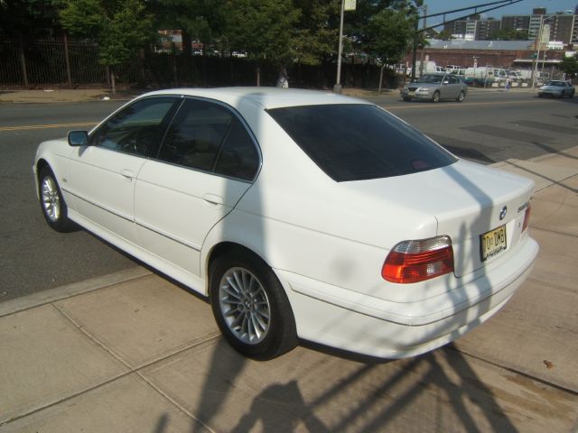 BMW 5 series 2003 photo 4