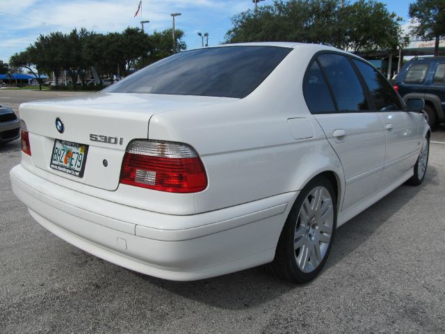 BMW 5 series 2003 photo 2