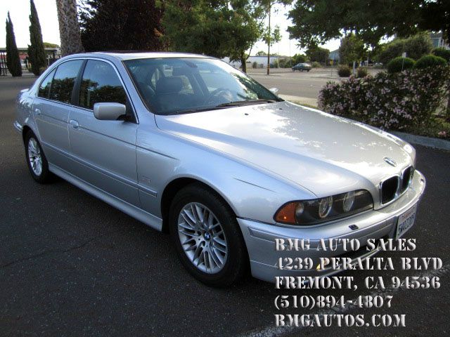 BMW 5 series 2003 photo 1