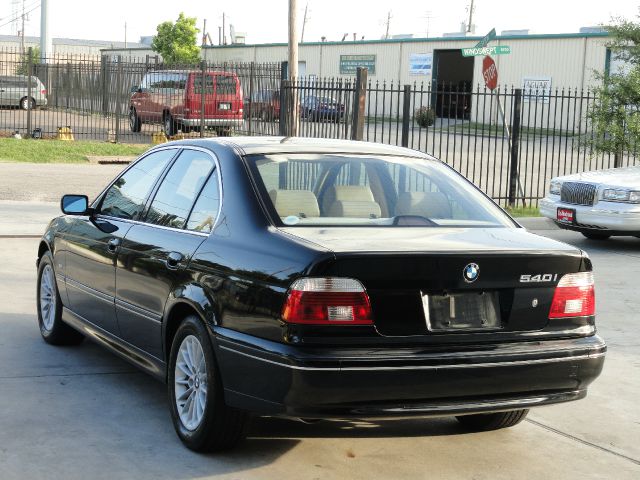 BMW 5 series 2003 photo 9