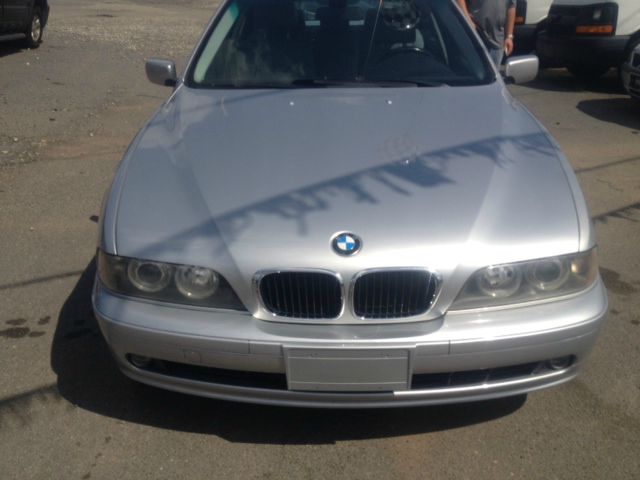 BMW 5 series 2003 photo 1