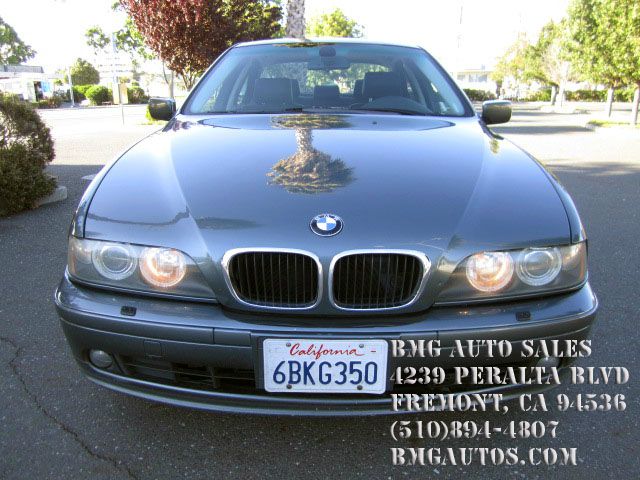 BMW 5 series 2003 photo 2