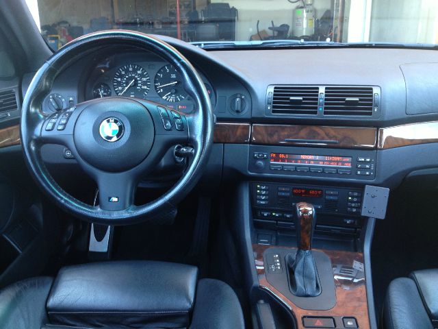 BMW 5 series 2003 photo 26