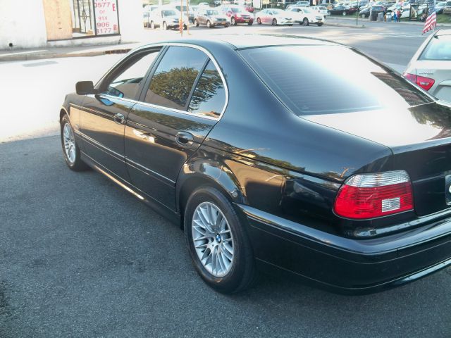 BMW 5 series 2003 photo 2