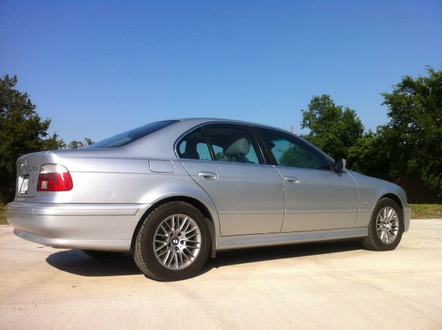 BMW 5 series 2003 photo 3