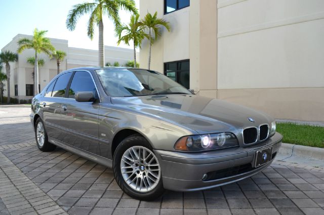 BMW 5 series 2003 photo 3