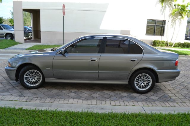 BMW 5 series 2003 photo 4