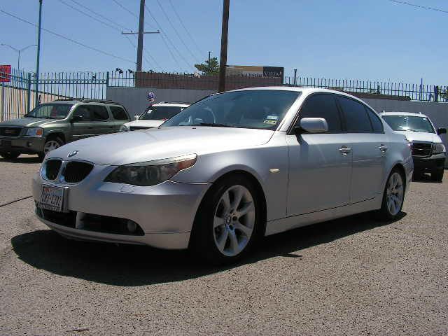 BMW 5 series 2004 photo 1