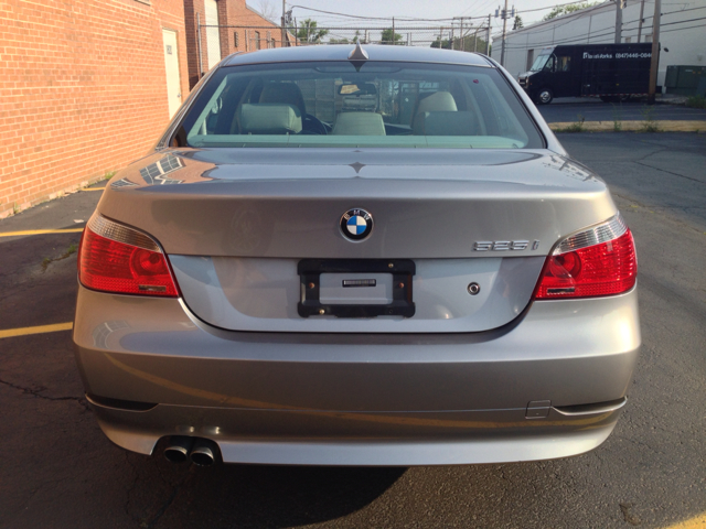 BMW 5 series 2004 photo 4