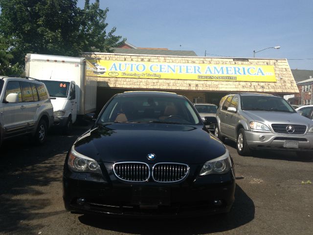 BMW 5 series 2004 photo 1