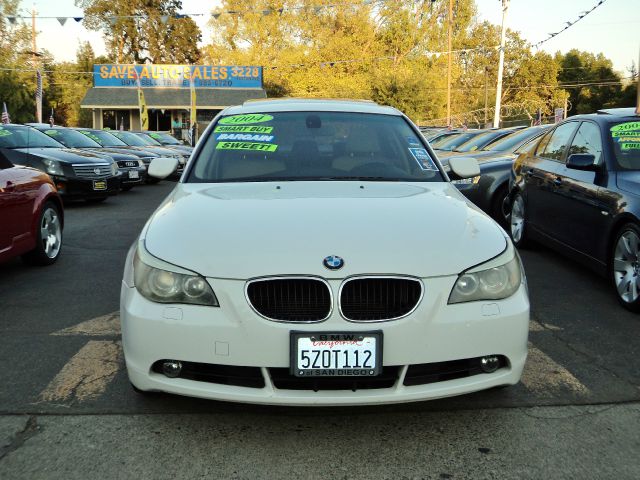 BMW 5 series 2004 photo 1