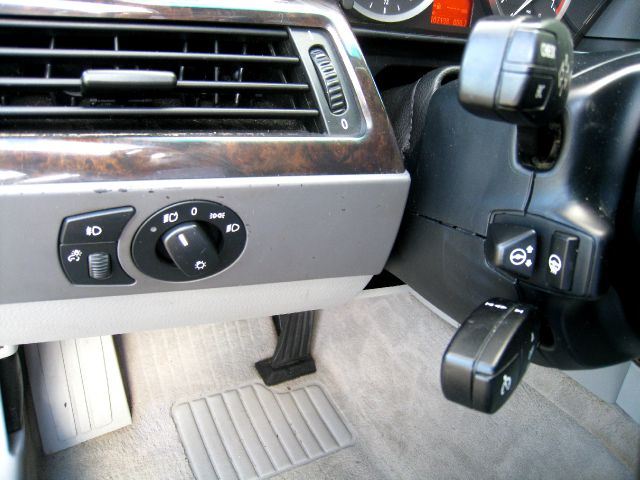 BMW 5 series 2004 photo 22