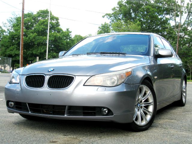 BMW 5 series 2004 photo 34