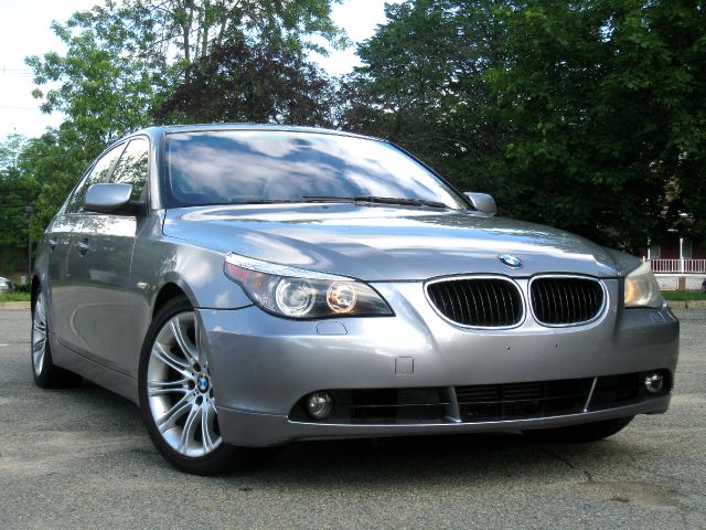 BMW 5 series 2004 photo 8