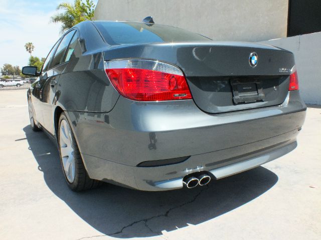 BMW 5 series 2004 photo 18