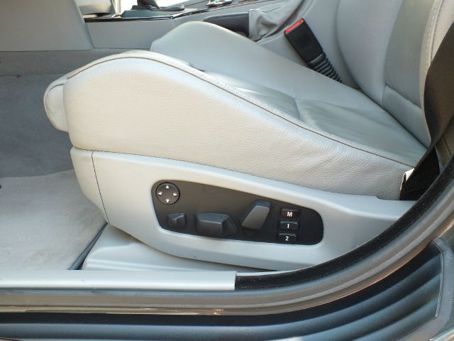 BMW 5 series 2004 photo 33