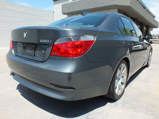 BMW 5 series 2004 photo 39