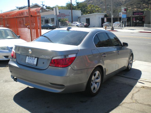 BMW 5 series 2004 photo 4