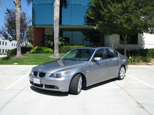 BMW 5 series 2004 photo 40