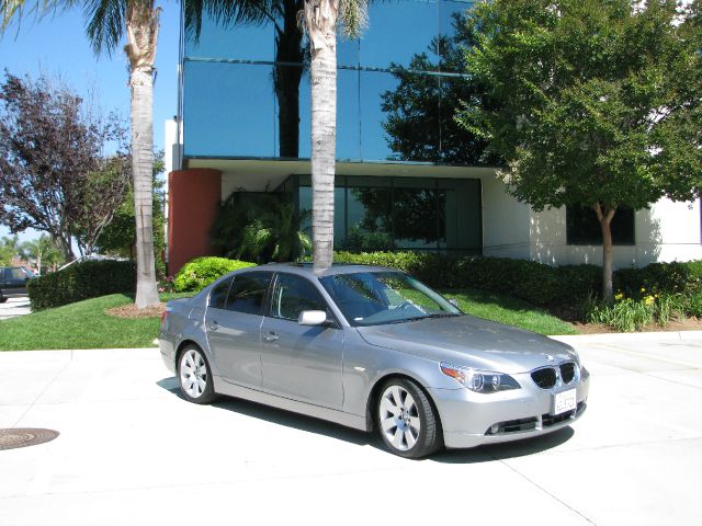 BMW 5 series 2004 photo 41